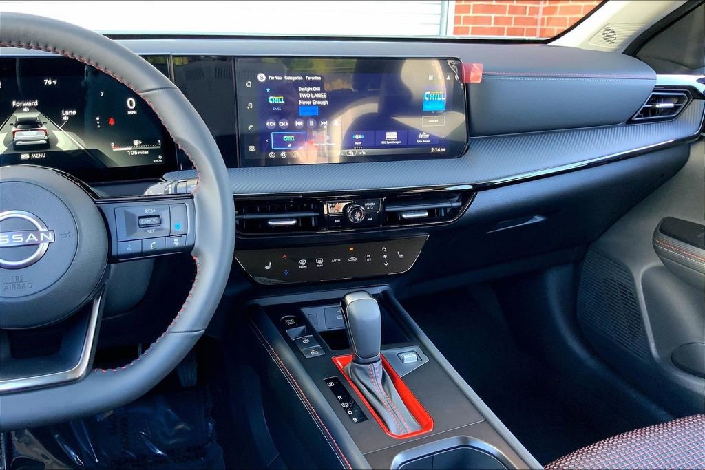 New 2026 Nissan Kicks SR w/ Cold Weather Package image 6
