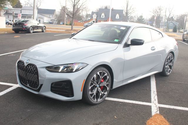 Used 2026 BMW 430i xDrive Coupe w/ M Sport Package image 3