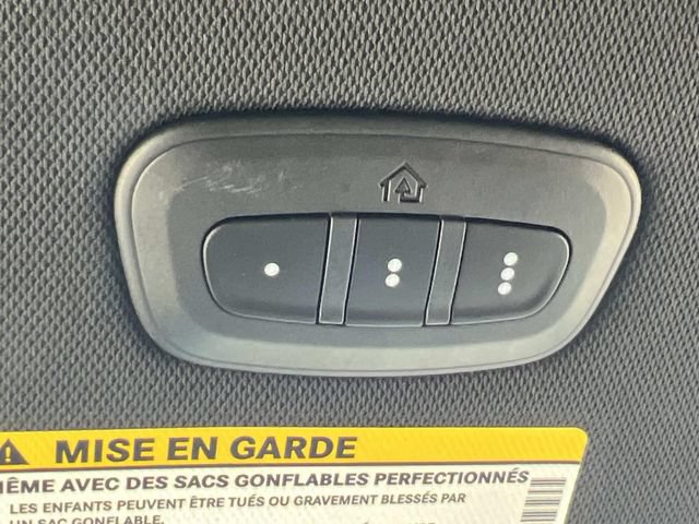 Used 2022 Chrysler Pacifica Touring-L w/ S Appearance Package FWD image 28