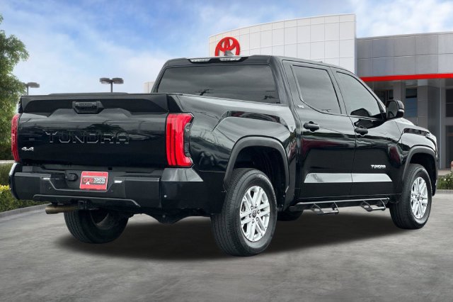 Used 2024 Toyota Tundra SR5 w/ SR5 Convenience Package AWD/4WD image 4
