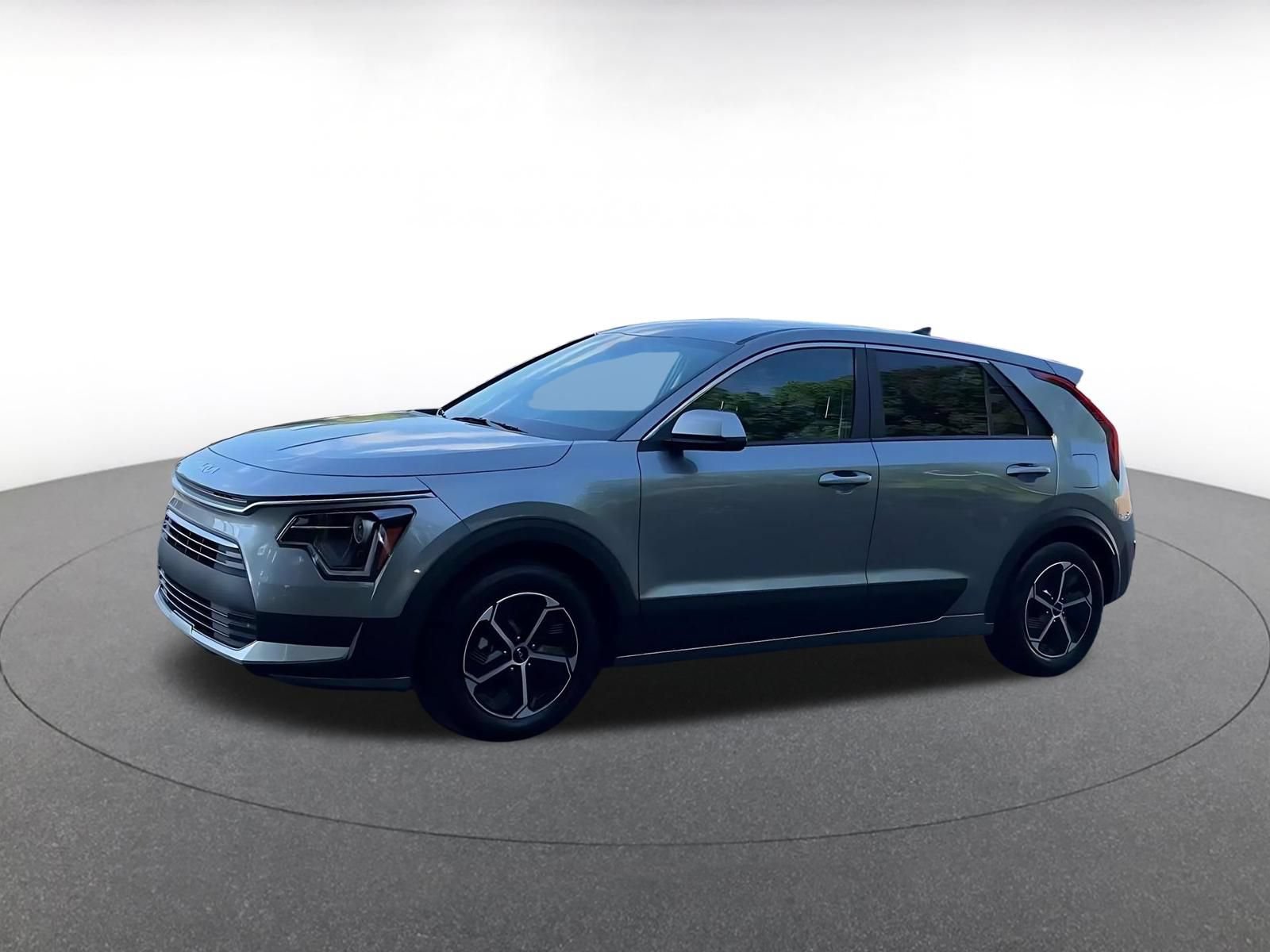Used 2026 Kia Niro LX FWD image 8