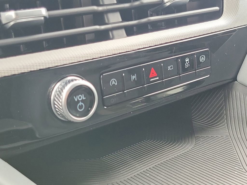 New 2026 Ford Explorer Active image 20