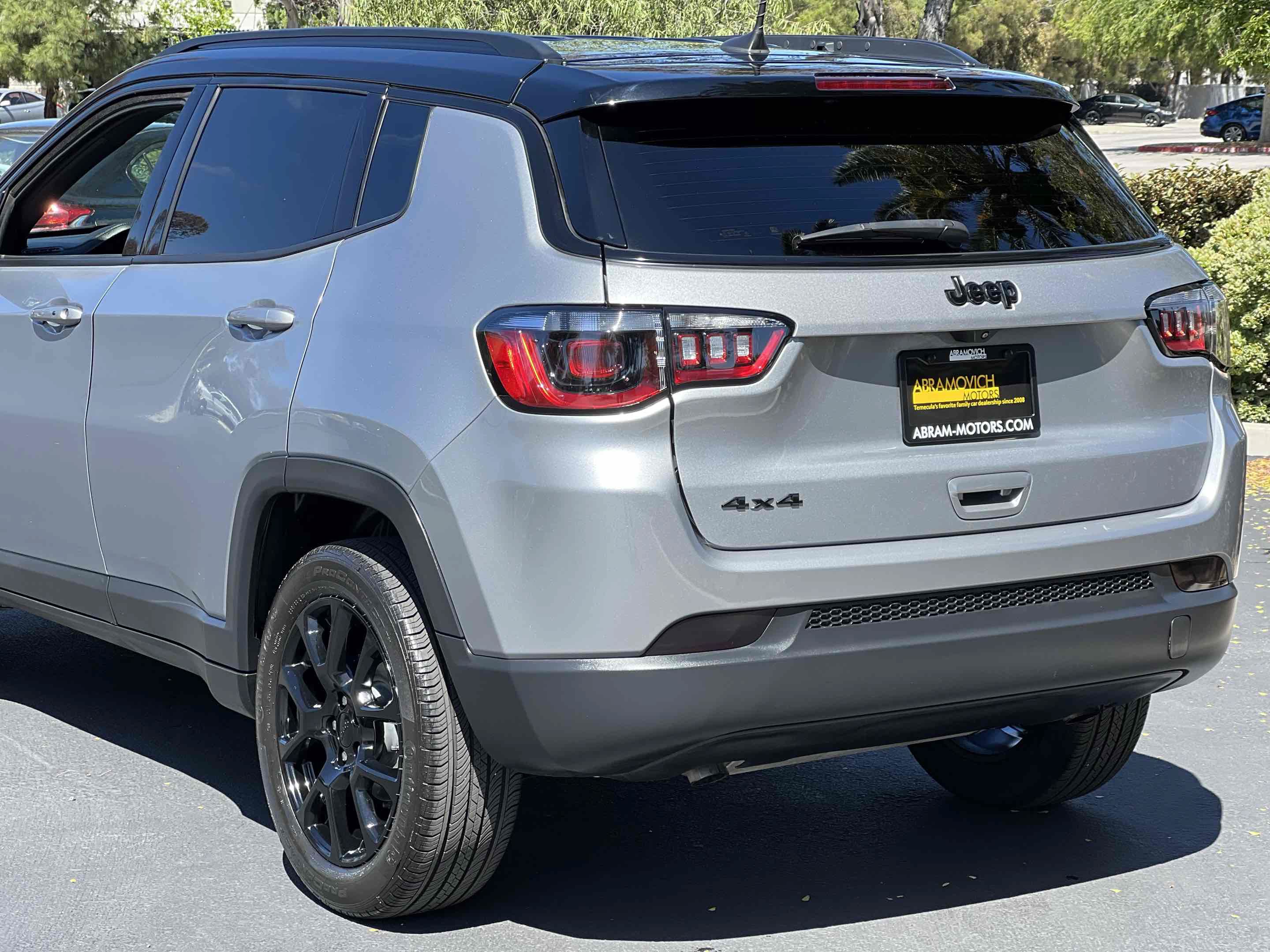 Used 2023 Jeep Compass Latitude AWD/4WD image 67