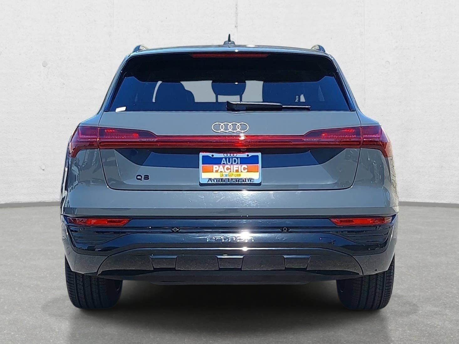 Used 2024 Audi Q8 e-tron Premium Plus w/ Prestige Package AWD/4WD image 6
