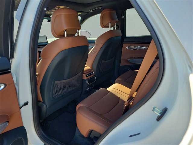 Used 2024 Genesis GV70 2.5T Advanced w/ Advanced Package image 10