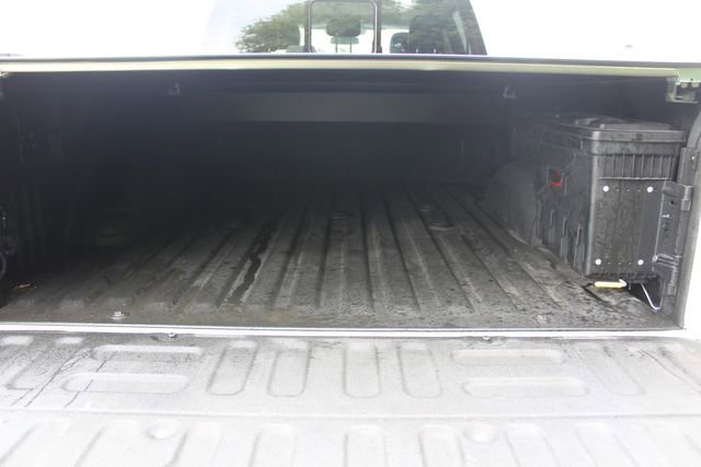 Used 2020 Ford F350 Limited image 16