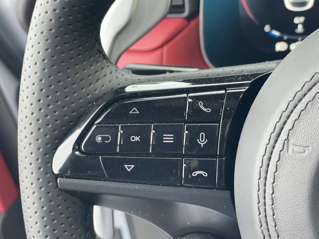 New 2026 Maserati Grecale Modena image 8