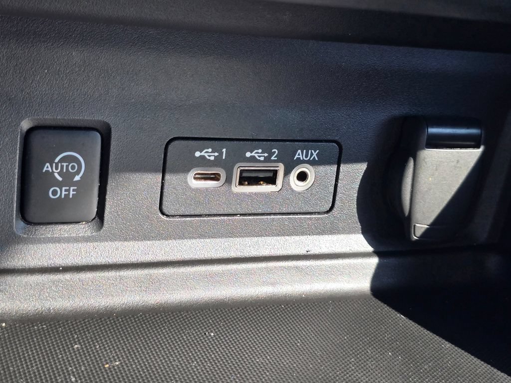 Used 2024 Nissan Sentra SV w/ All-Weather Package FWD image 30