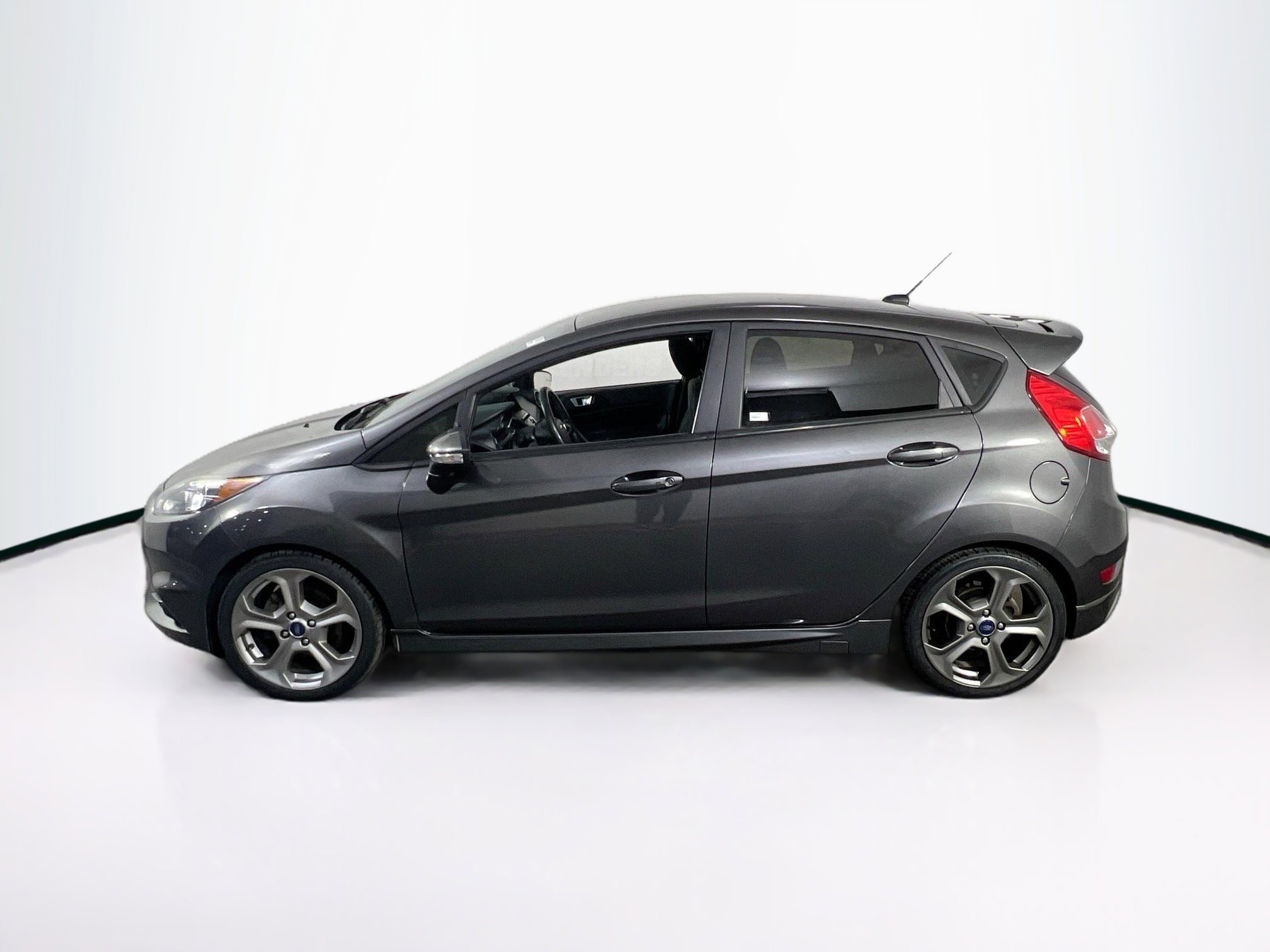 Used 2018 Ford Fiesta ST image 8