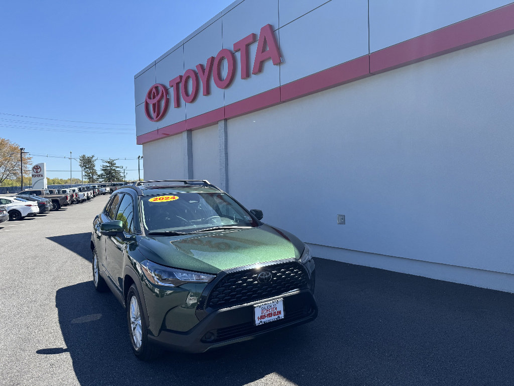 Certified 2024 Toyota Corolla Cross LE w/ Moonroof Package