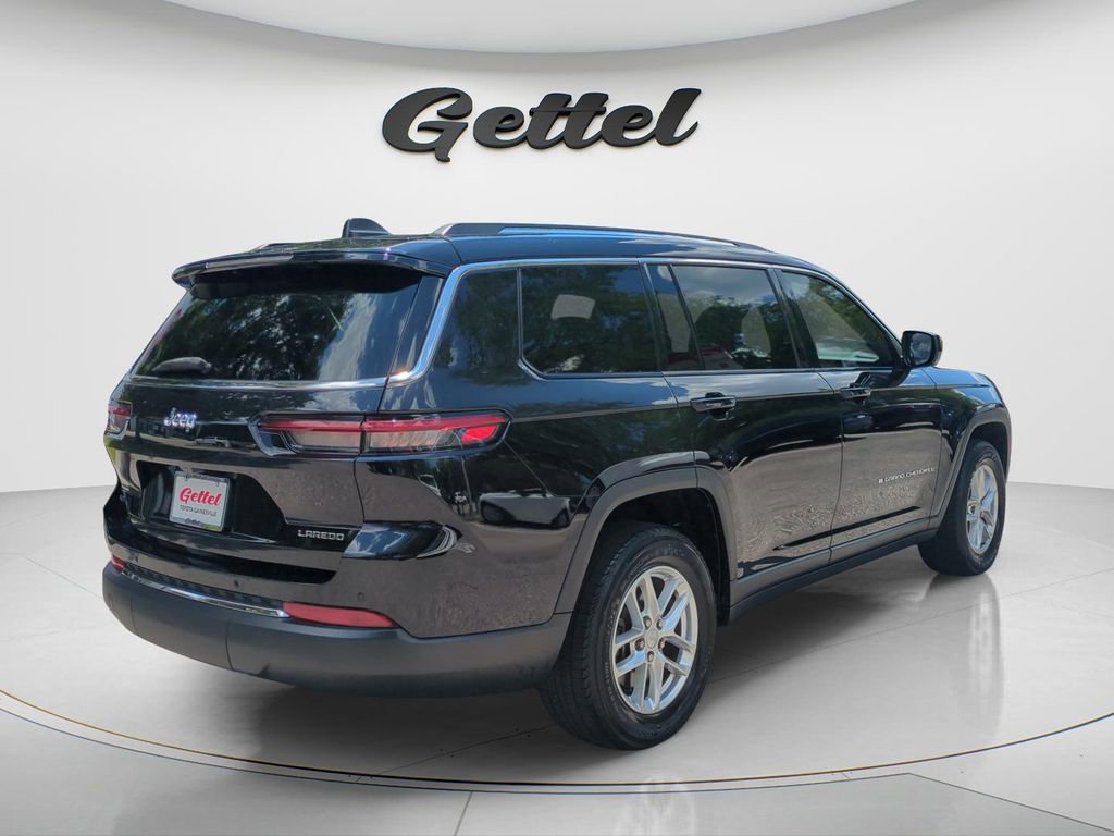 Used 2021 Jeep Grand Cherokee L Laredo w/ Luxury Tech Group I RWD image 5