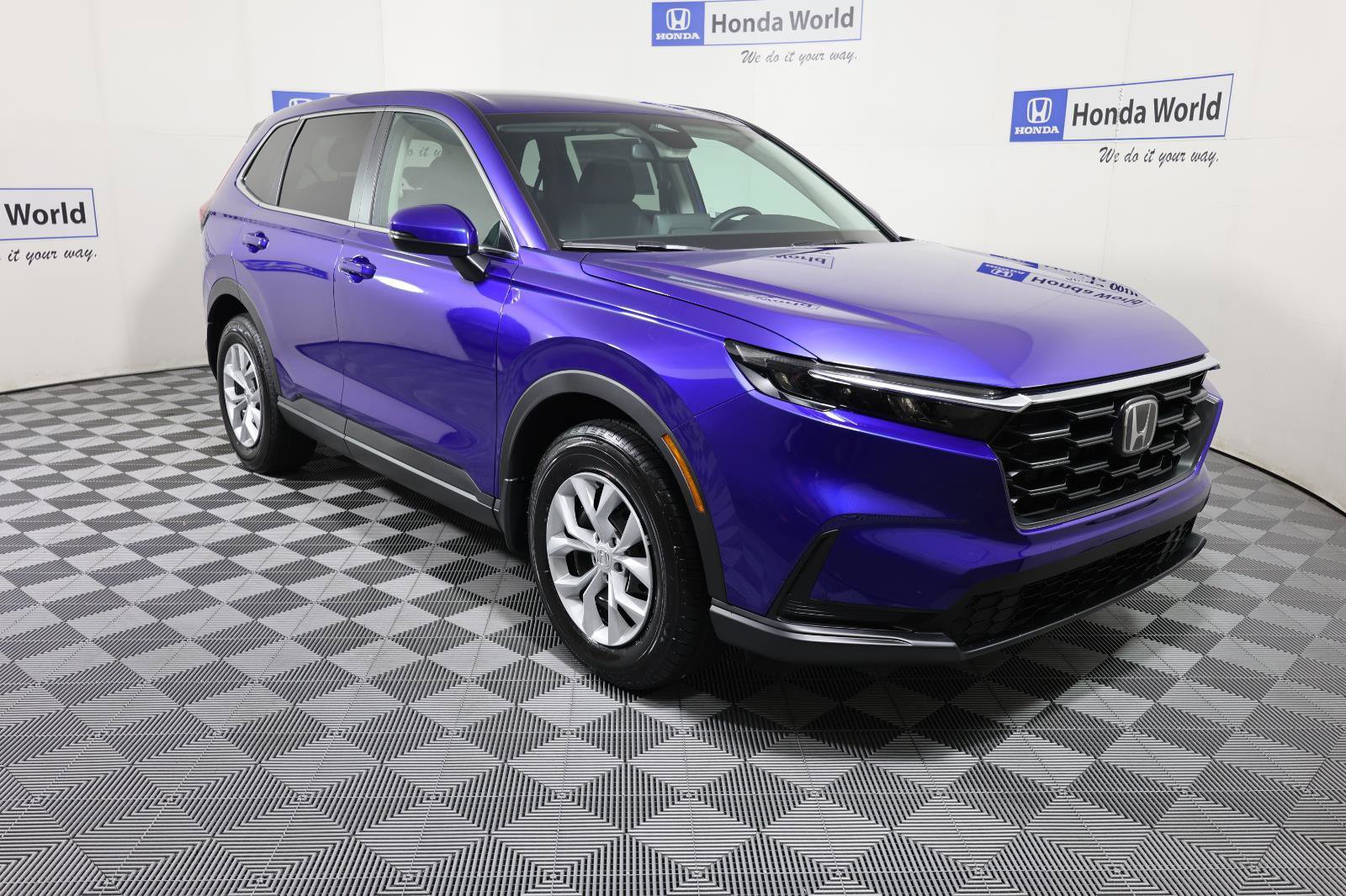 Used 2025 Honda CR-V LX