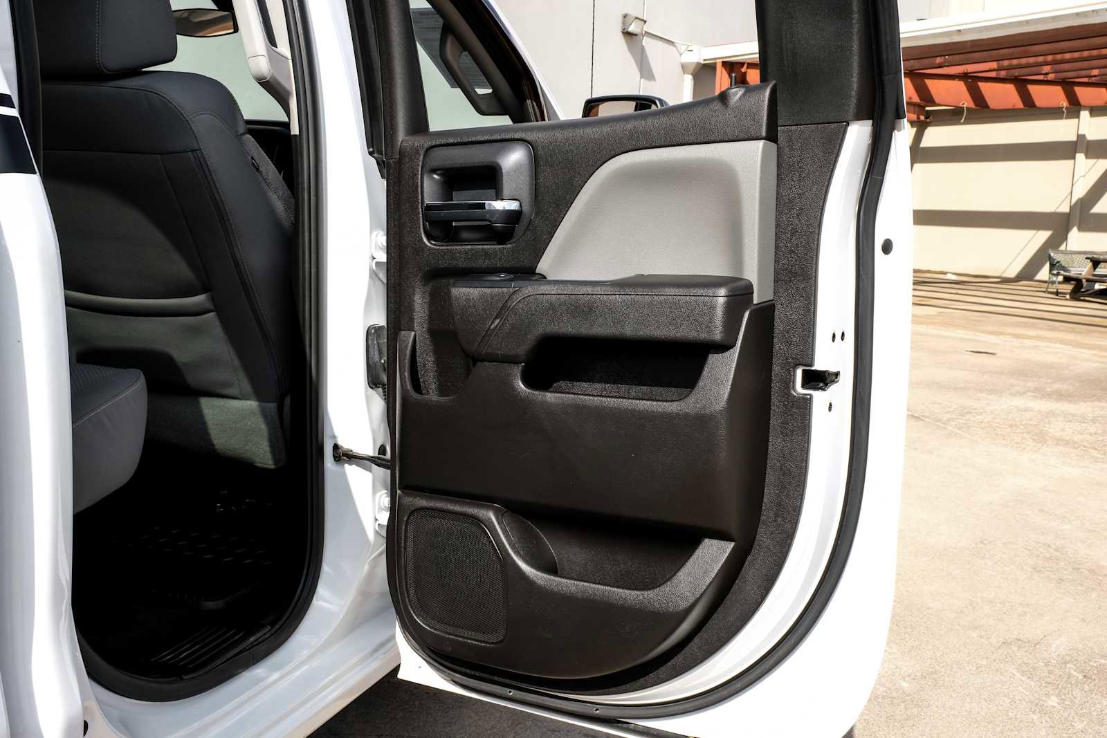 Used 2017 Chevrolet Silverado 1500 Custom w/ Rally 1 Edition AWD/4WD image 44