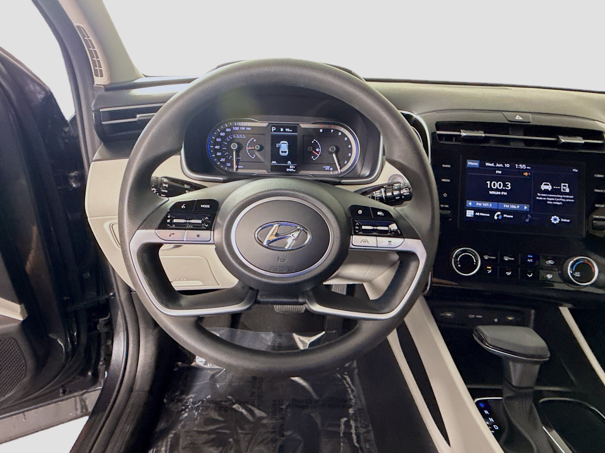 Used 2023 Hyundai Tucson SEL FWD image 13