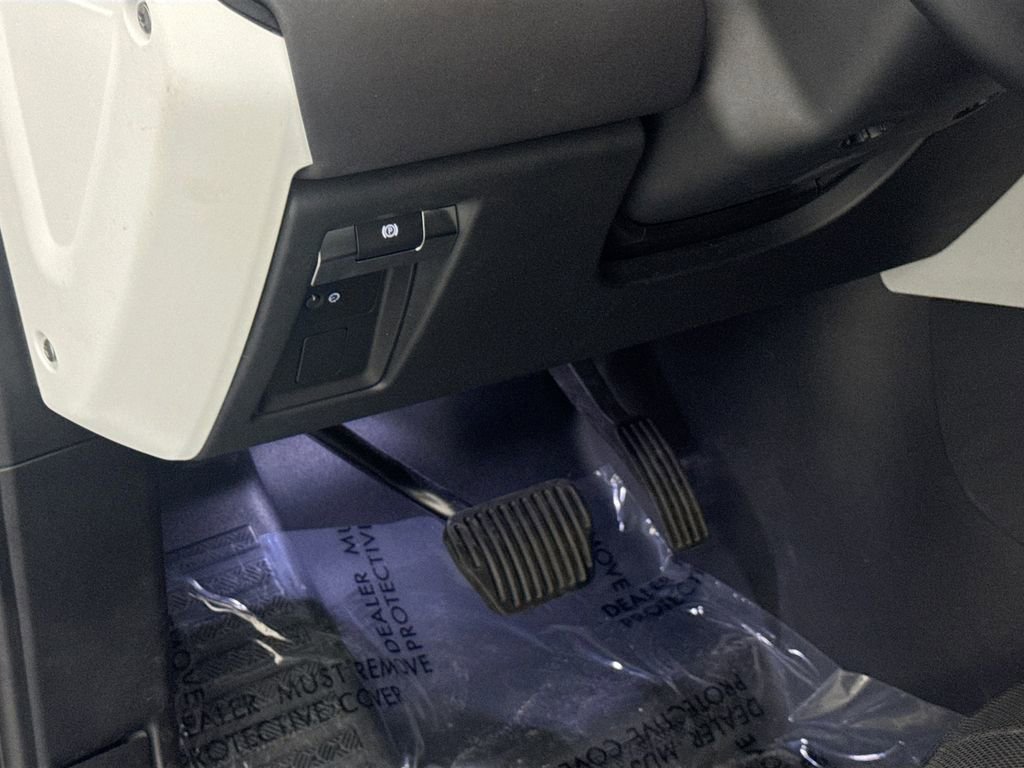 Certified 2022 Land Rover Defender 110 X-Dynamic SE AWD/4WD image 10