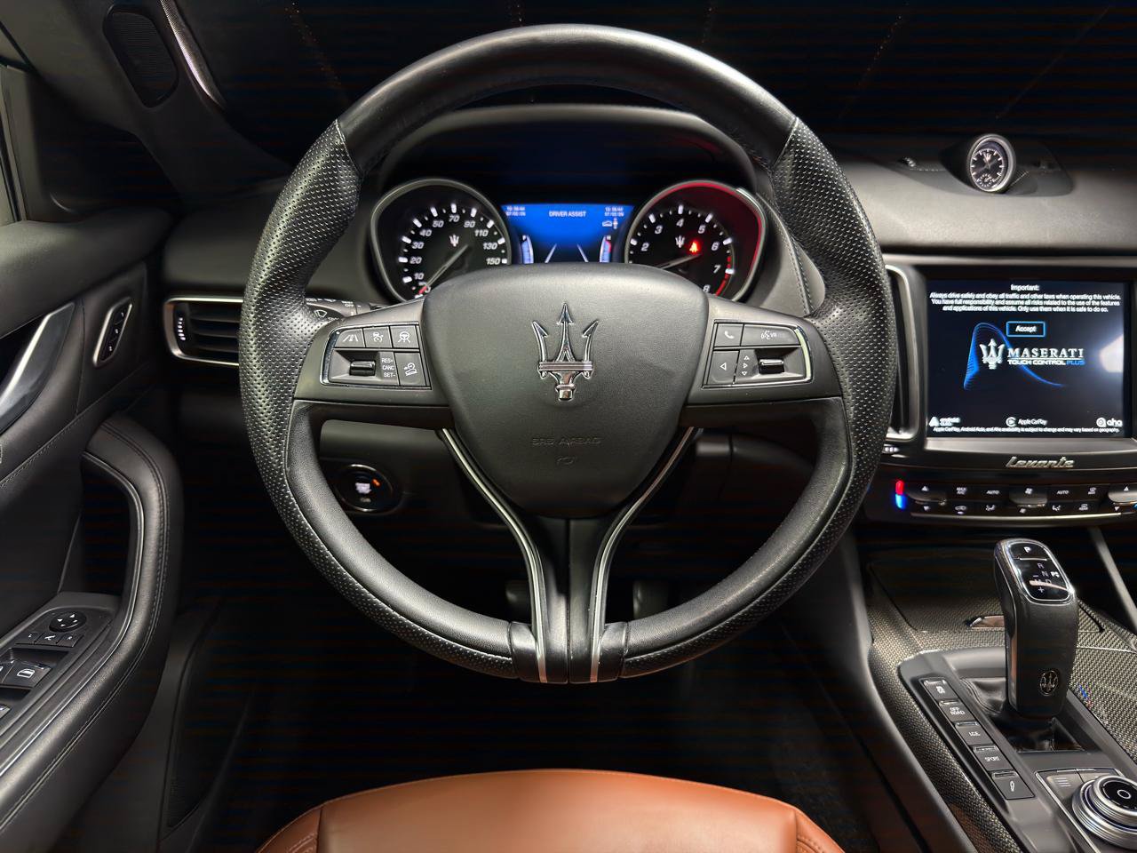 Used 2020 Maserati Levante AWD/4WD image 27