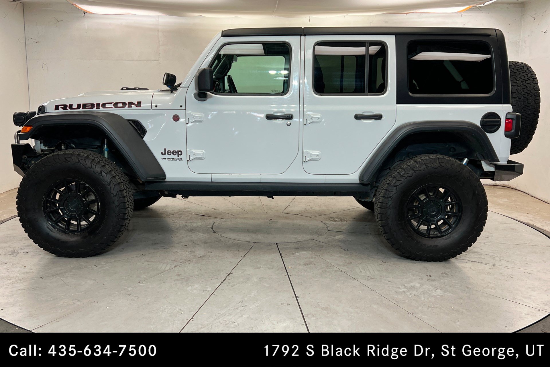 Used 2019 Jeep Wrangler Unlimited Rubicon w/ Cold Weather Group AWD/4WD image 2