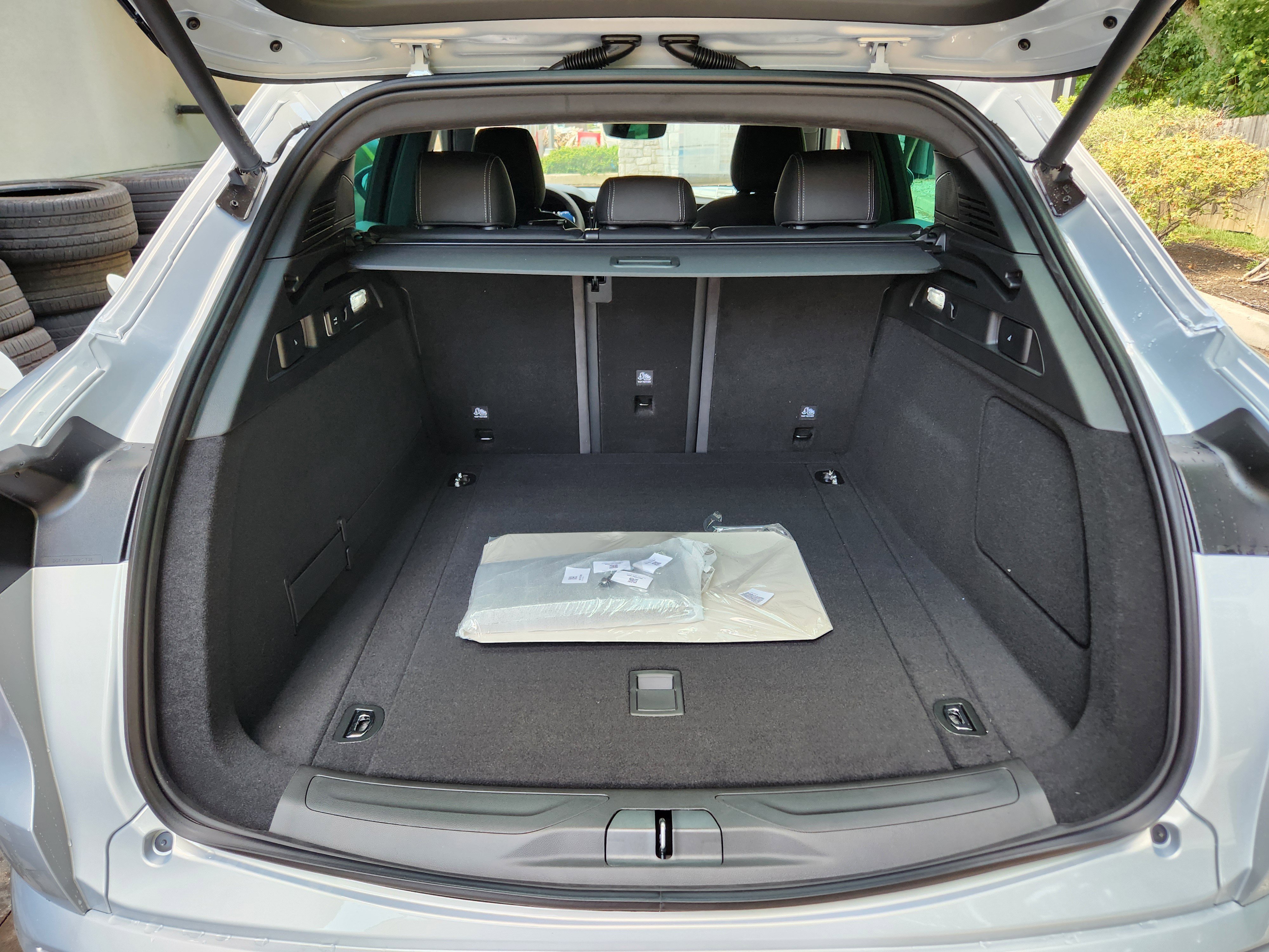 New 2025 Maserati Grecale GT image 8