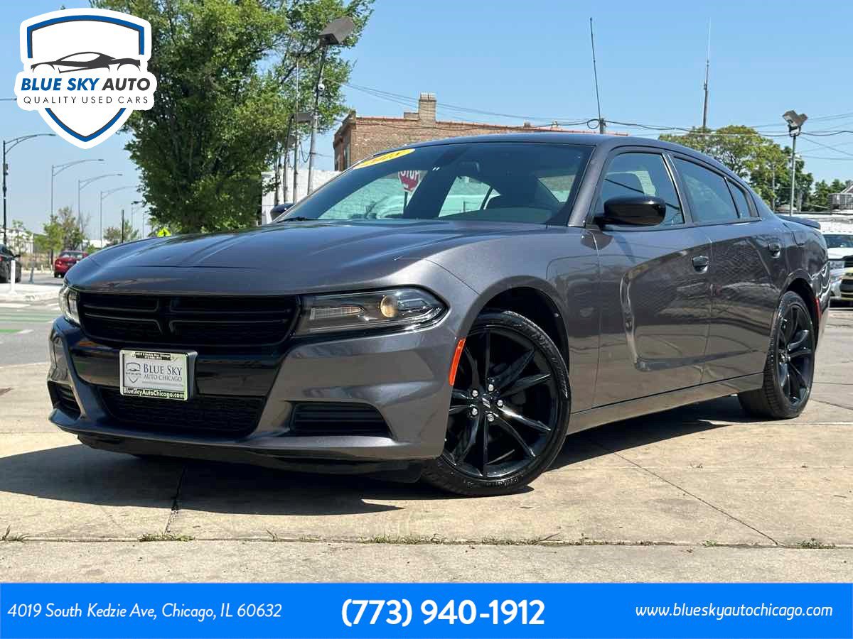 Used 2018 Dodge Charger SXT w/ Blacktop Package