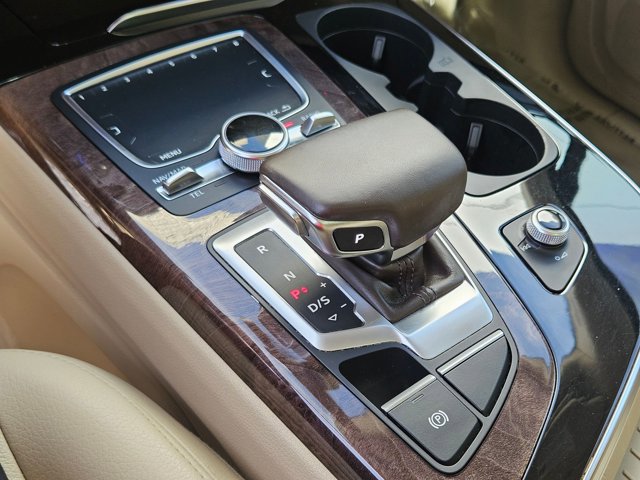 Used 2019 Audi Q7 3.0T Premium w/ Convenience Package AWD/4WD image 18