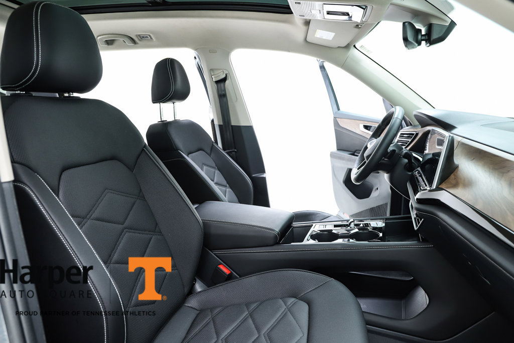 Used 2025 Volkswagen Atlas SE w/ Panoramic Sunroof Package FWD image 36