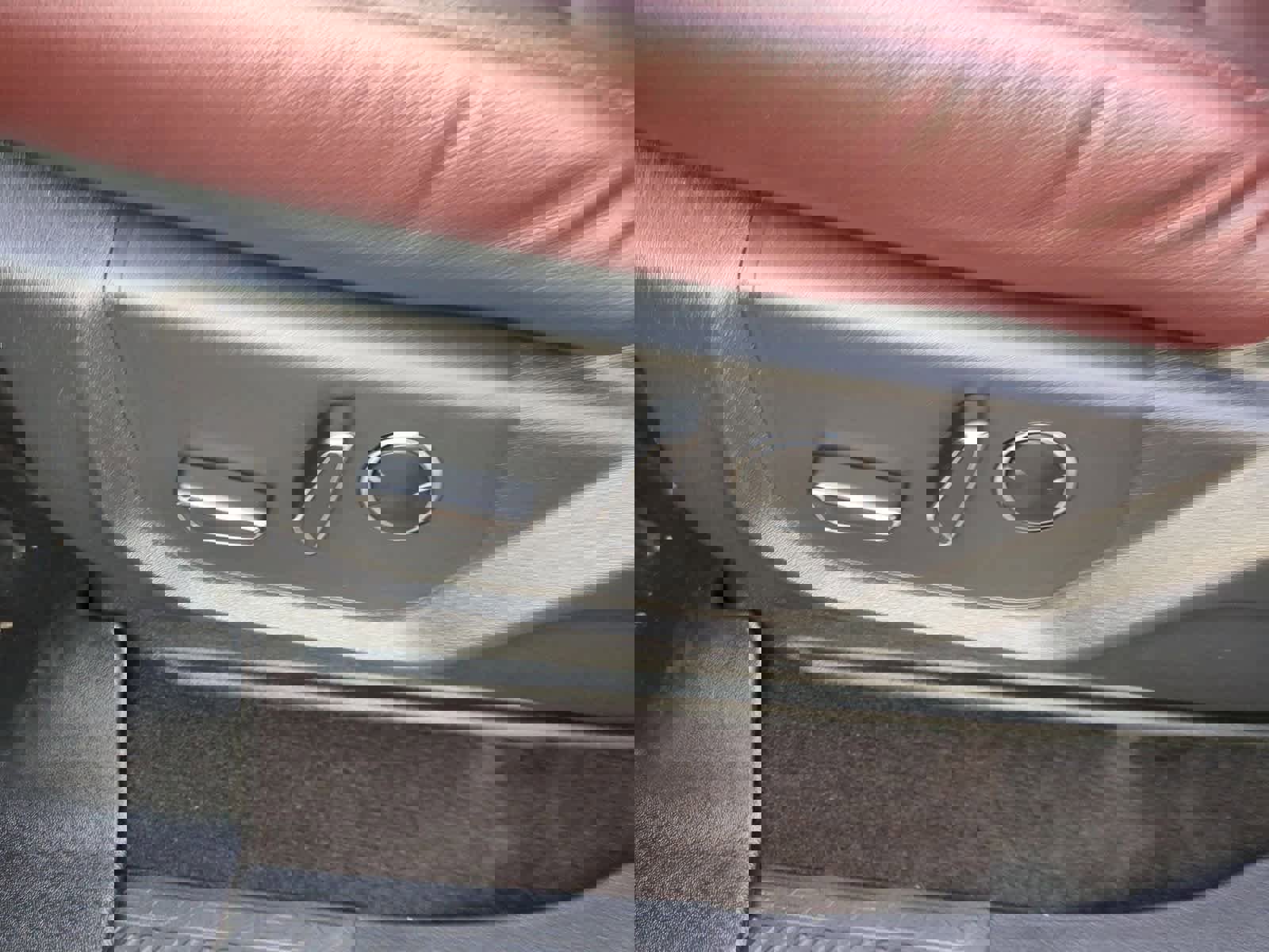 Used 2023 Ford Expedition Max Limited image 17