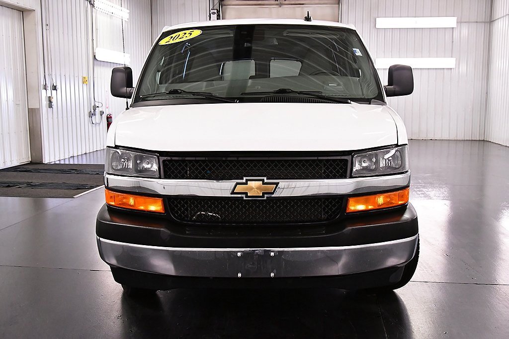 Used 2025 Chevrolet Express 3500 LT w/ LT Preferred Equipment Group image 2