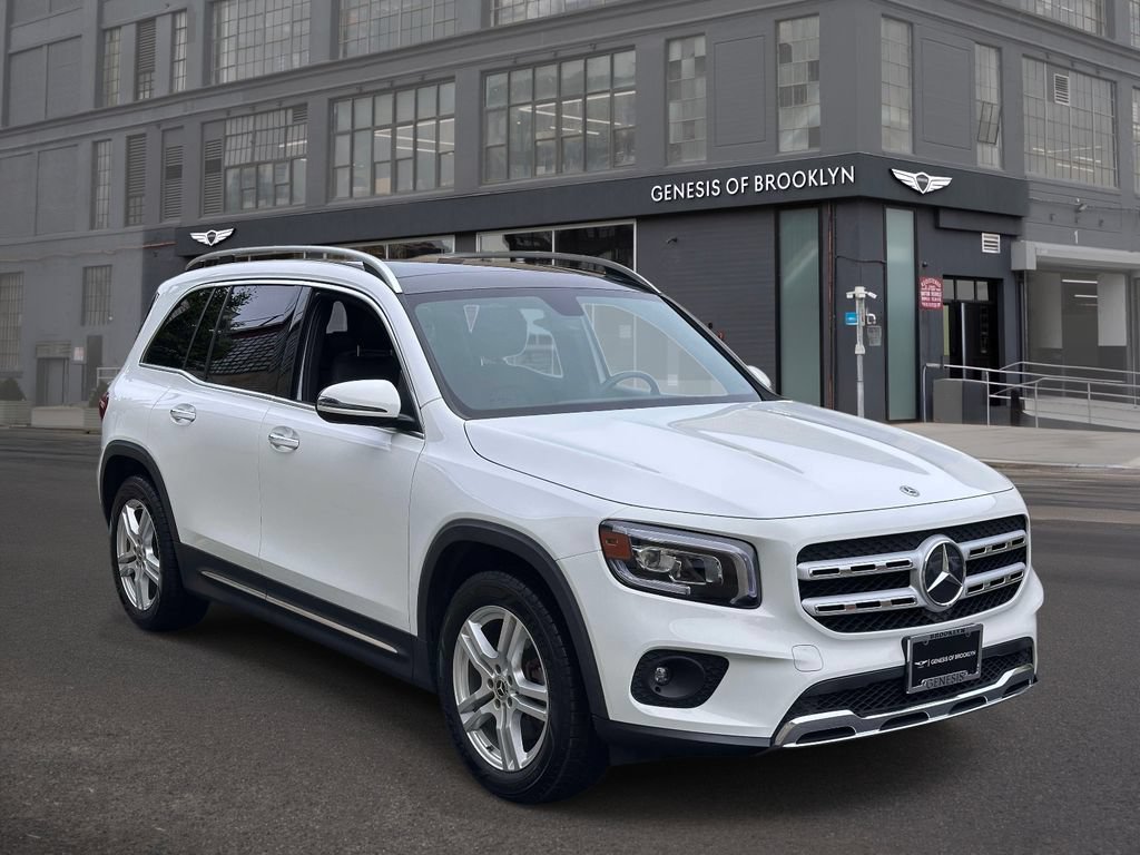 Used 2023 Mercedes-Benz GLB 250 4MATIC image 7