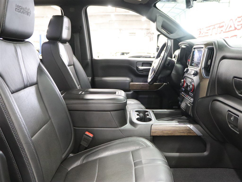 Used 2020 Chevrolet Silverado 3500 High Country w/ Z71 Off-Road Package image 17