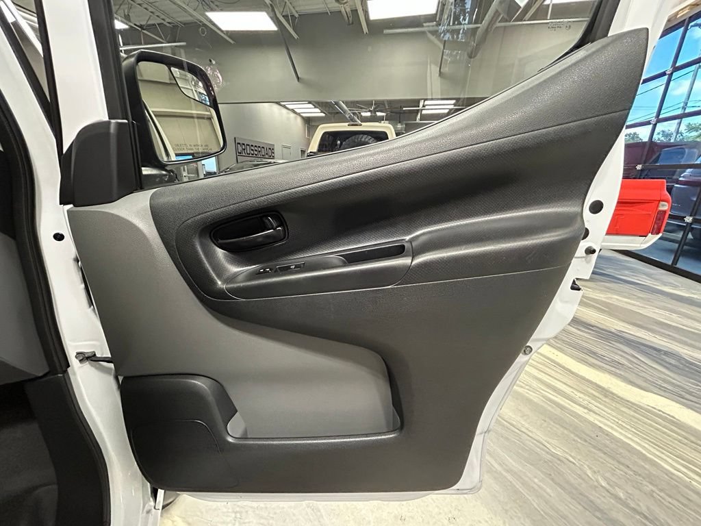Used 2015 Nissan NV200 SV w/ Back Door Glass Package FWD image 30