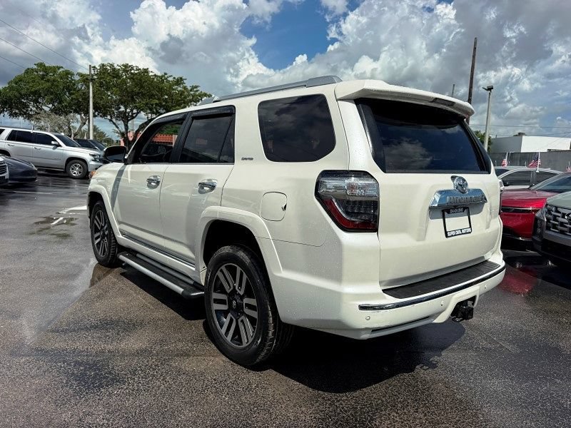 Used 2016 Toyota 4Runner Limited AWD/4WD image 7