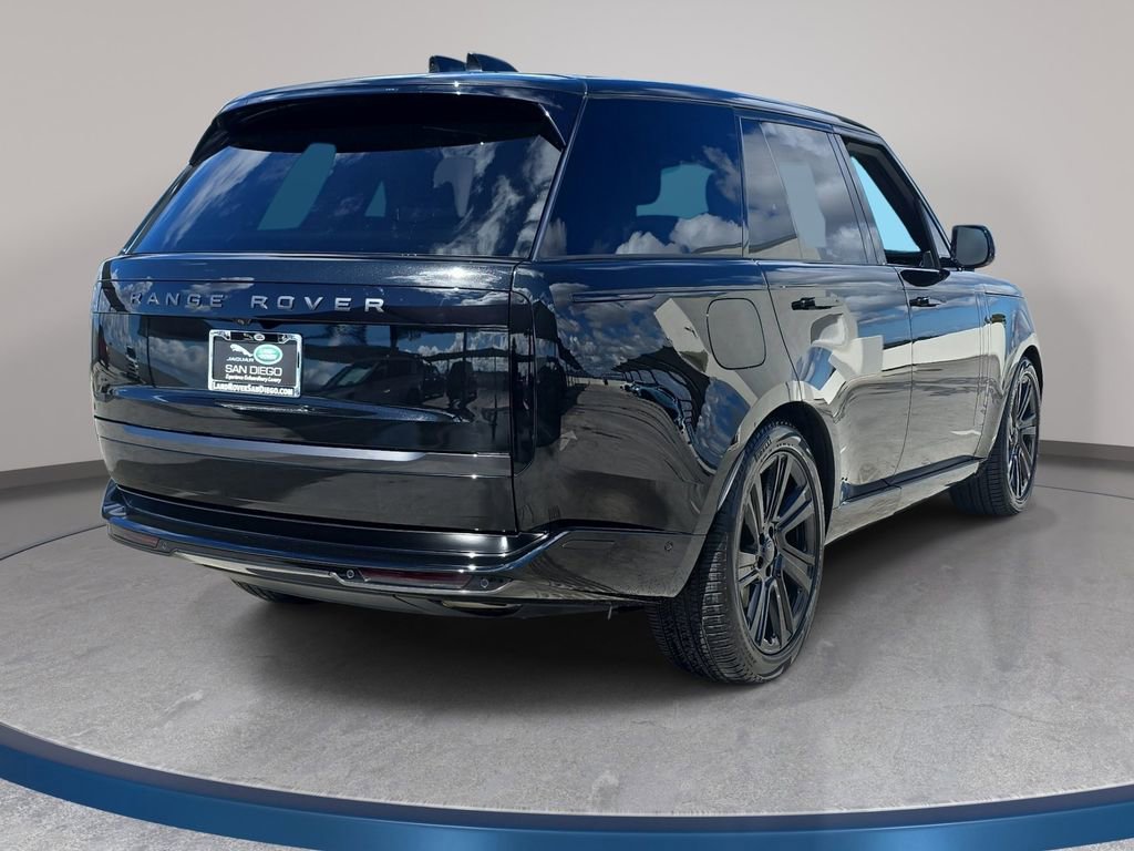 Certified 2023 Land Rover Range Rover SE image 5