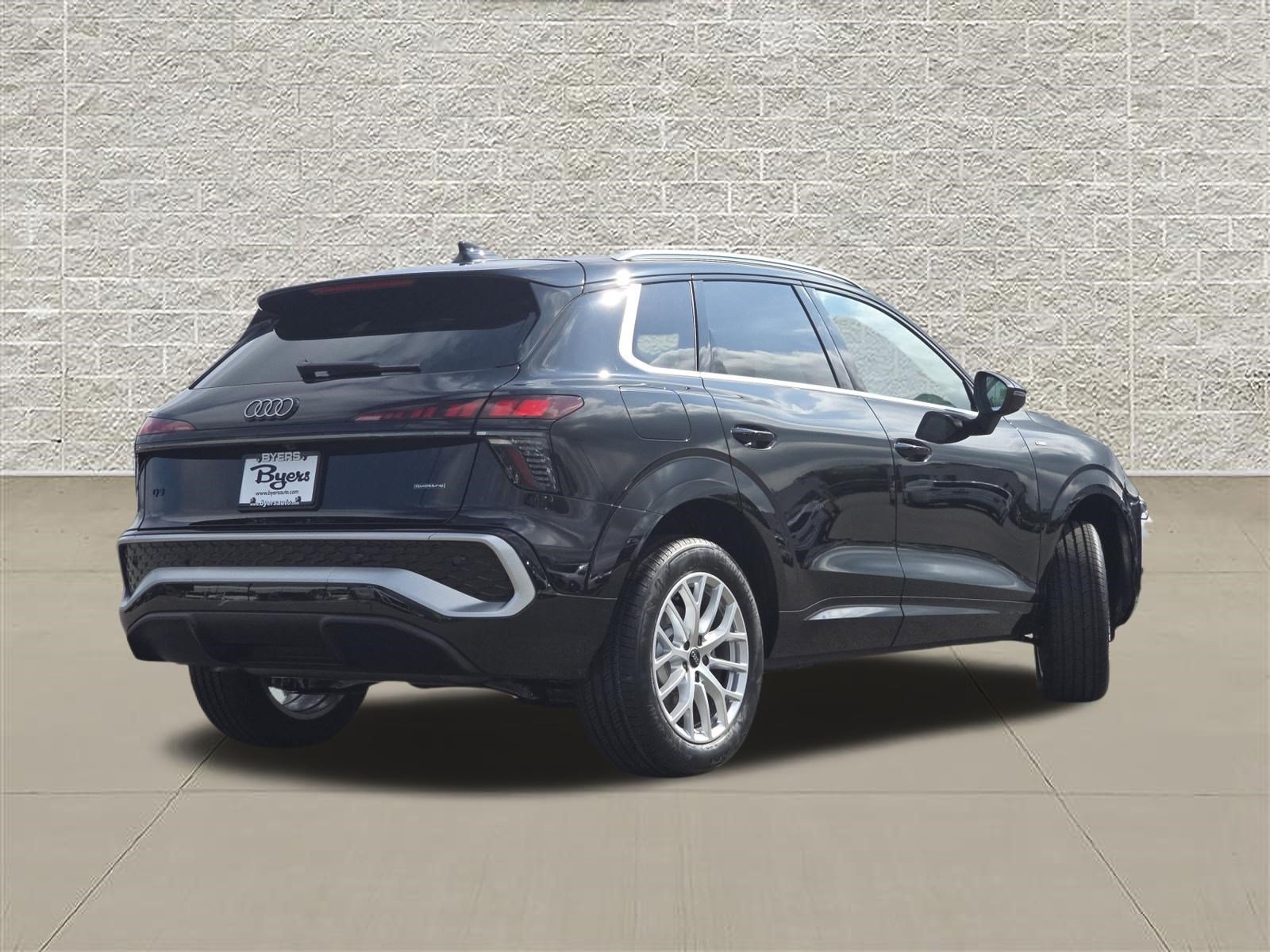 New 2026 Audi Q3 quattro 2.0T AWD/4WD image 7