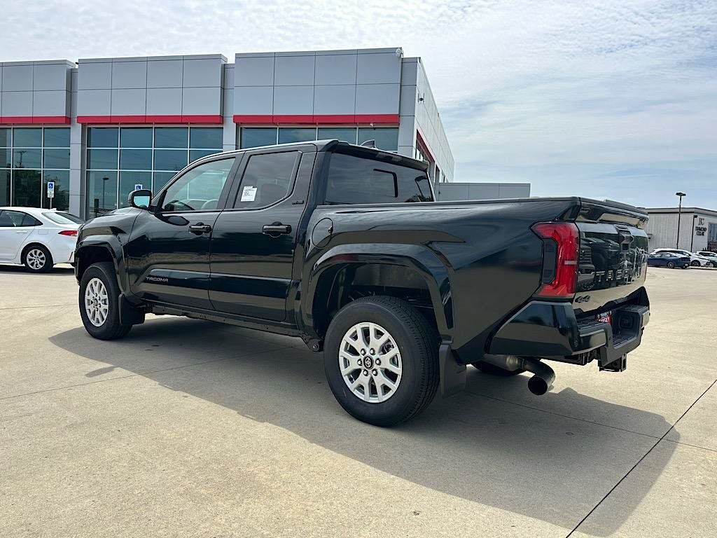 New 2026 Toyota Tacoma SR5 AWD/4WD image 4