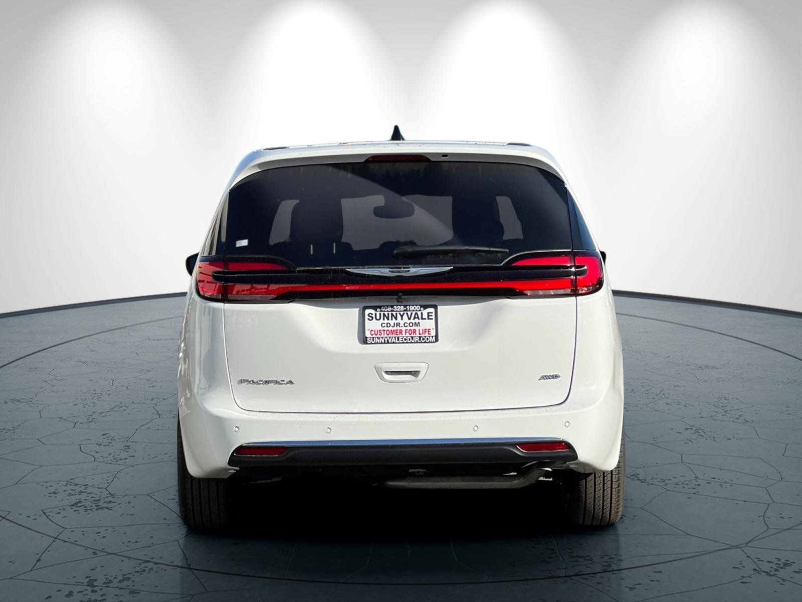 New 2026 Chrysler Pacifica Select image 5