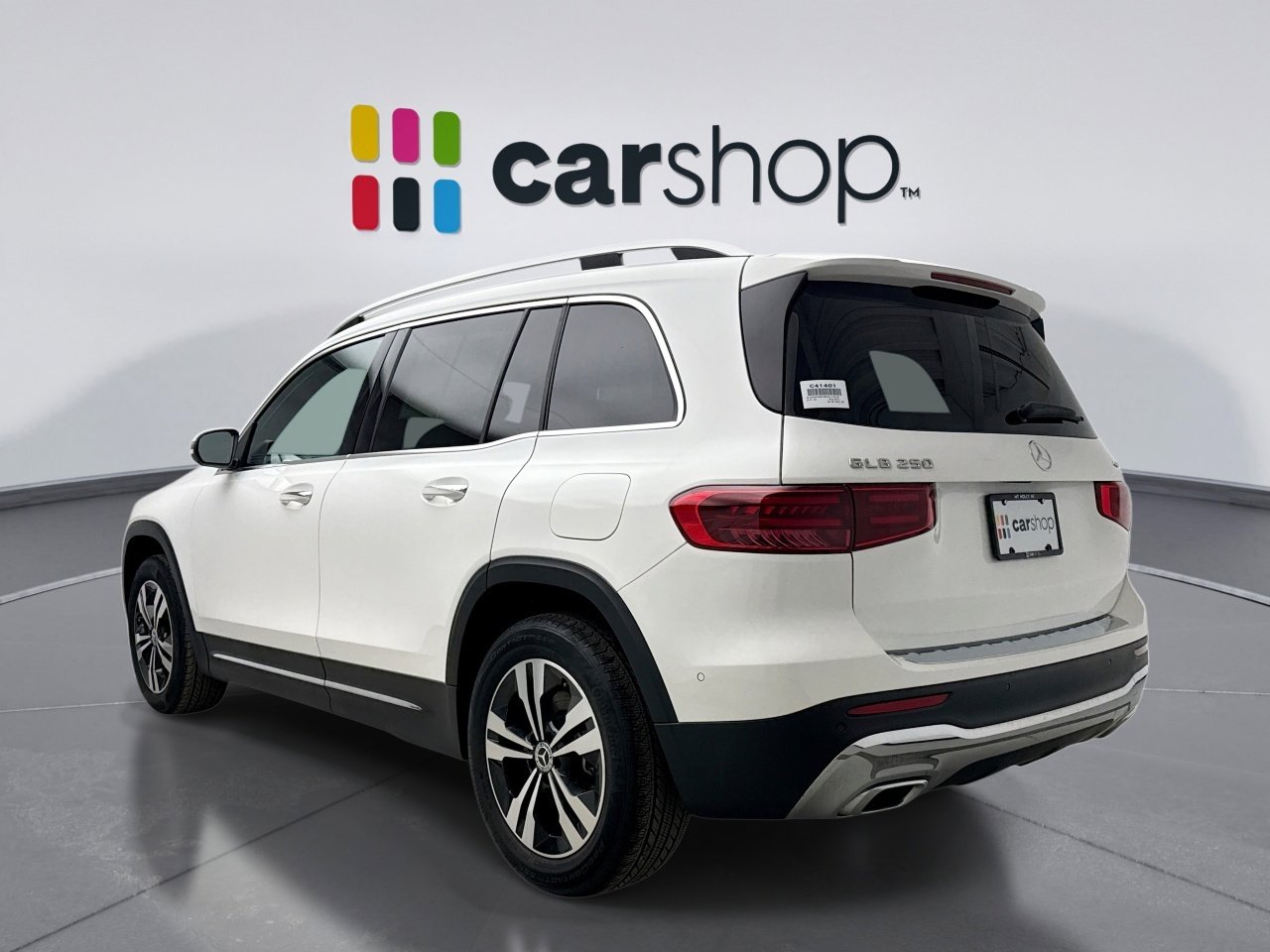 Used 2025 Mercedes-Benz GLB 250 GLB 250 4WD image 3