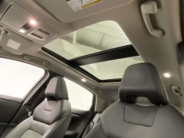 Used 2023 Nissan Ariya FWD image 15