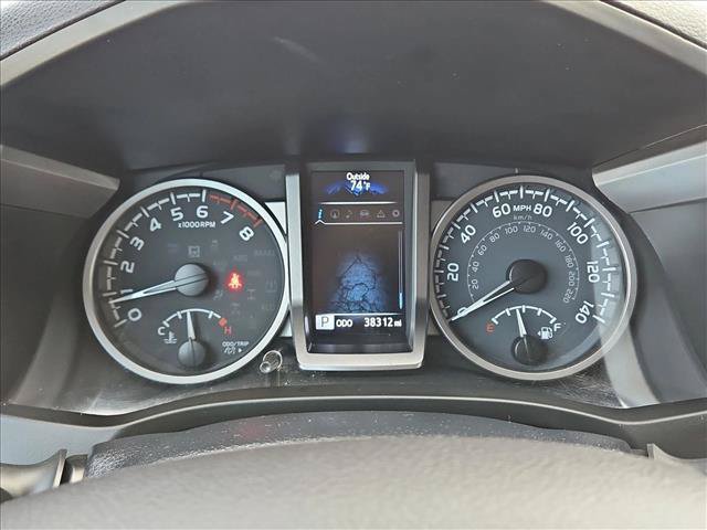 Used 2022 Toyota Tacoma Limited AWD/4WD image 9