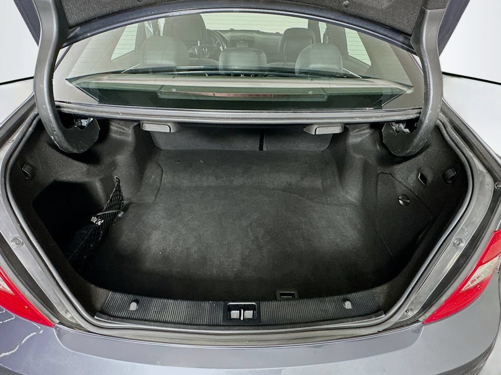 Used 2011 Mercedes-Benz C 300 4MATIC Sedan image 25