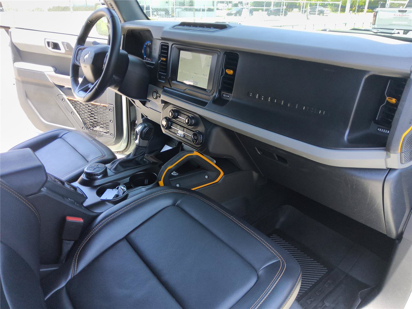 Used 2023 Ford Bronco Badlands w/ Sasquatch Package AWD/4WD image 25