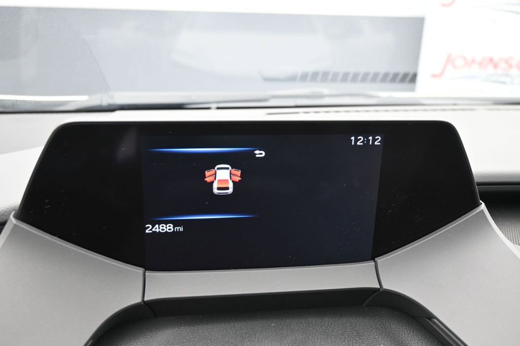 Used 2024 Toyota Prius LE FWD image 18