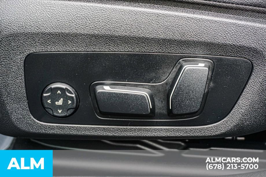 Used 2025 BMW i4 eDrive40 image 52