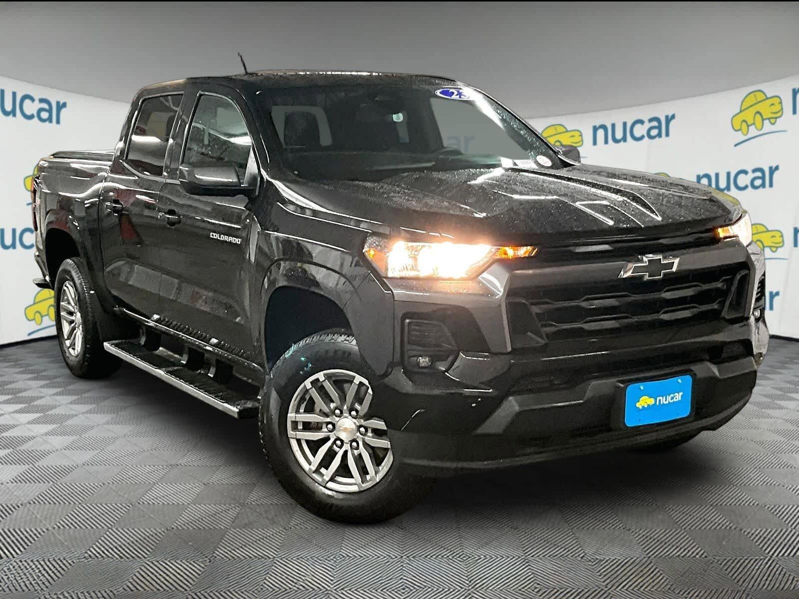 Used 2023 Chevrolet Colorado LT w/ LT Convenience Package AWD/4WD image 1