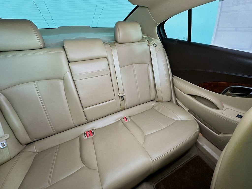 Used 2011 Buick LaCrosse CXL FWD image 14