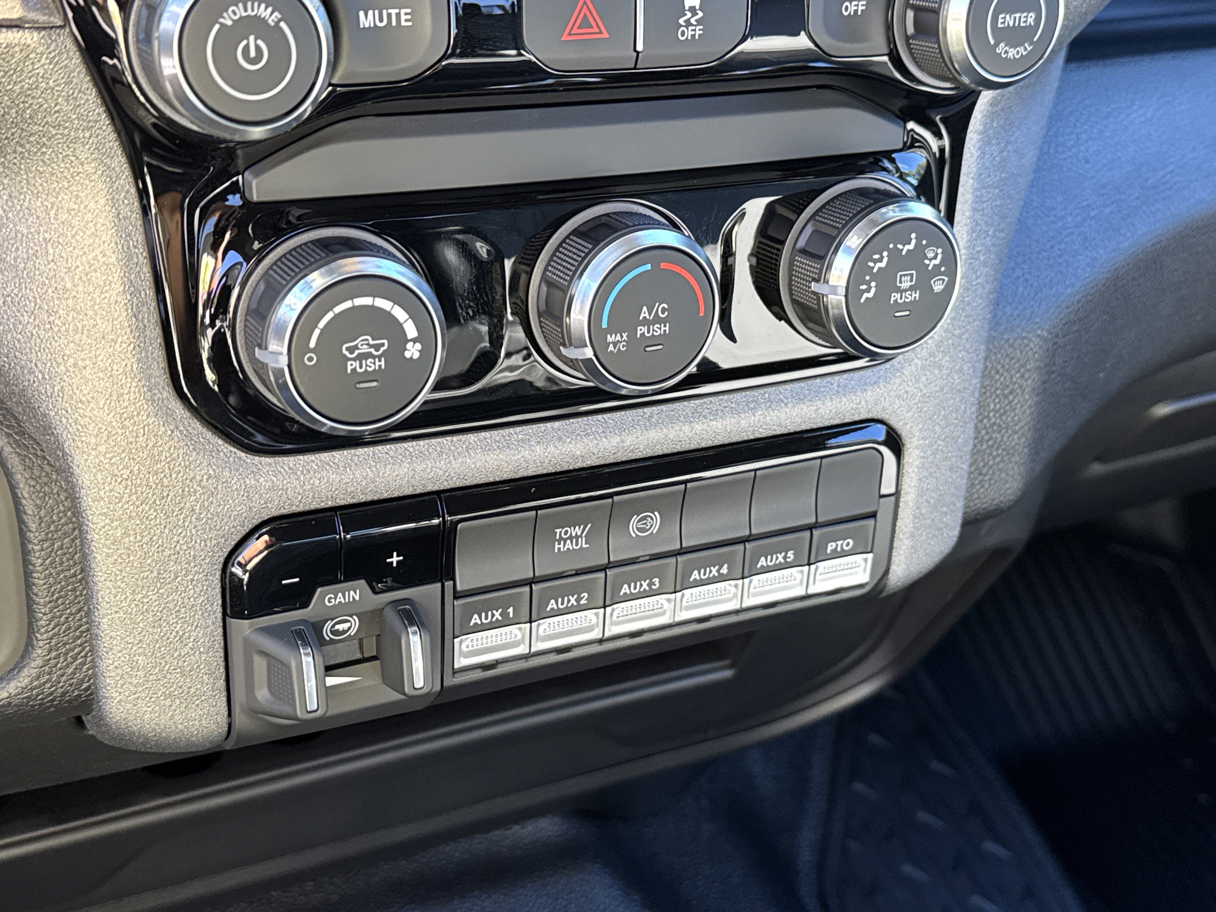 New 2026 RAM 4500 Tradesman w/ Chrome Appearance Group image 34