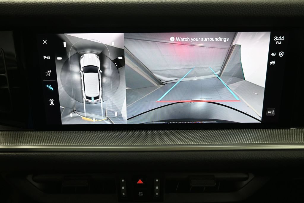 Certified 2024 Porsche Cayenne AWD/4WD image 20