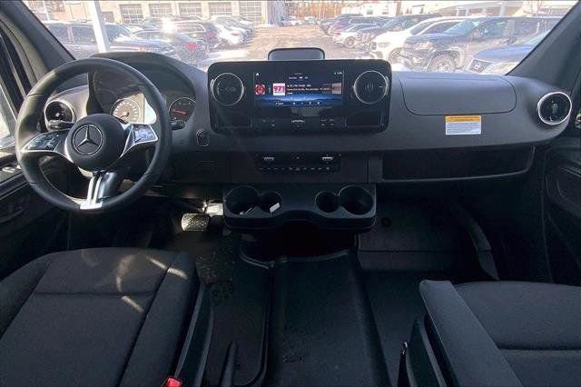 New 2026 Mercedes-Benz Sprinter 2500 image 24