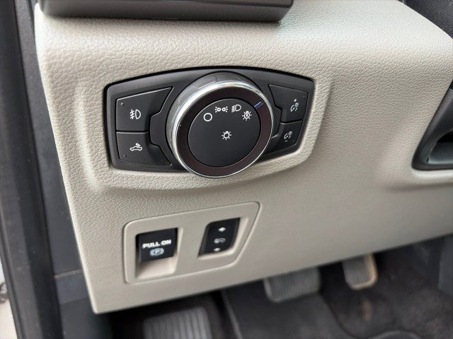 Used 2019 Ford F150 XLT w/ Equipment Group 302A Luxury AWD/4WD image 14