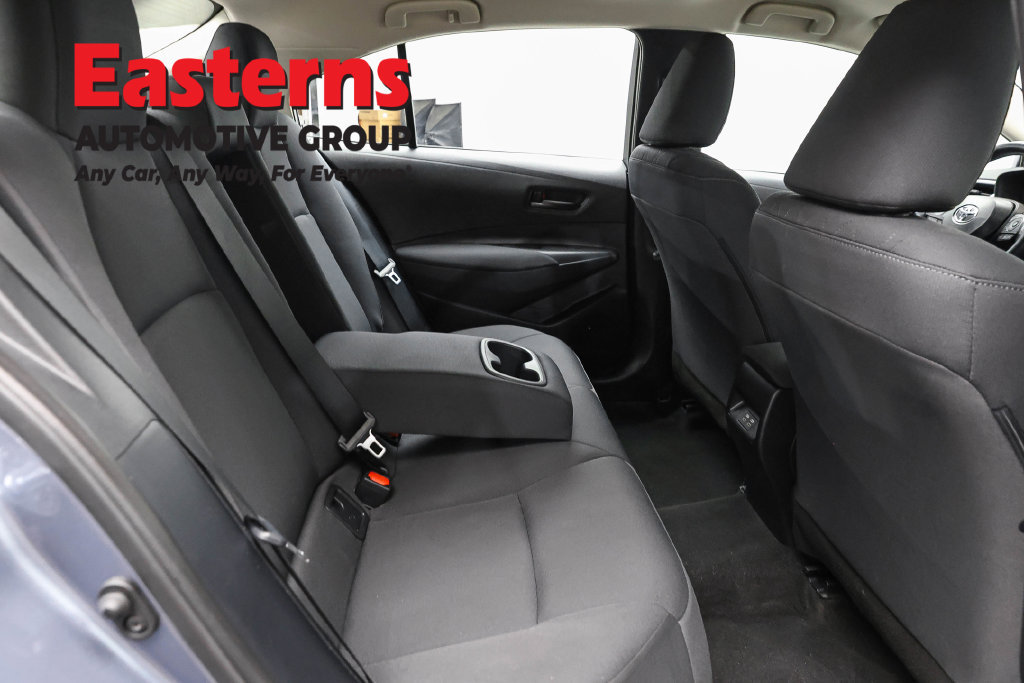 Used 2025 Toyota Corolla LE FWD image 25