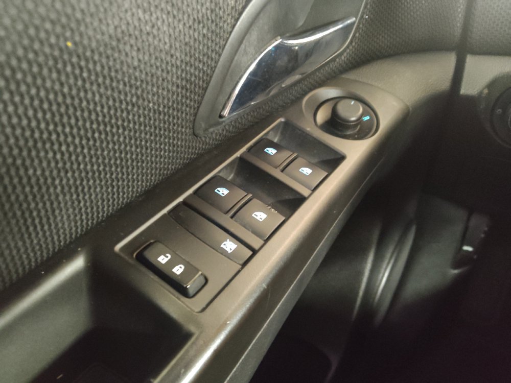 Used 2015 Chevrolet Cruze LT FWD image 27